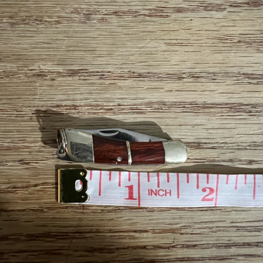 Mini Keychain Knife - Picture 7 of 8